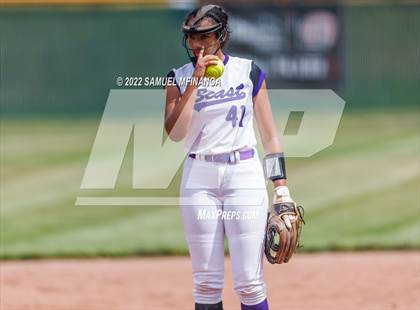 Thumbnail 3 in Bellevue East vs. Blair photogallery.