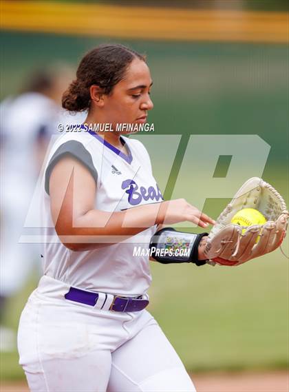 Thumbnail 2 in Bellevue East vs. Blair photogallery.