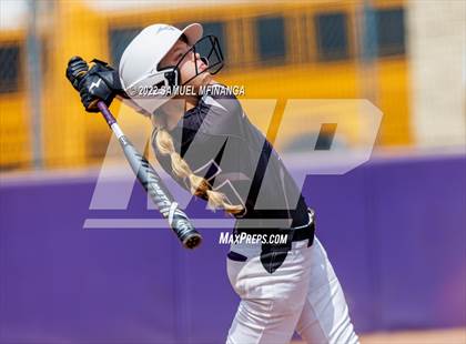 Thumbnail 3 in Bellevue East vs. Blair photogallery.