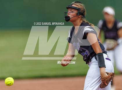 Thumbnail 2 in Bellevue East vs. Blair photogallery.