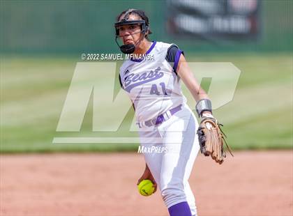 Thumbnail 3 in Bellevue East vs. Blair photogallery.