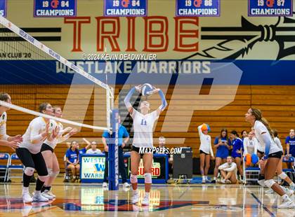Thumbnail 1 in Moorpark @ Westlake photogallery.