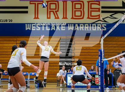 Thumbnail 1 in Moorpark @ Westlake photogallery.