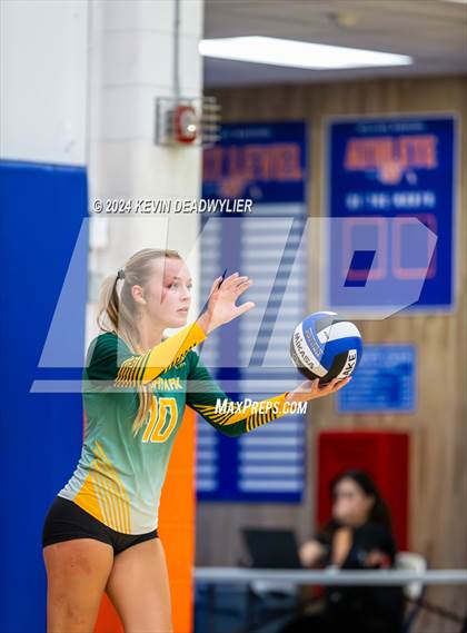 Thumbnail 3 in Moorpark @ Westlake photogallery.