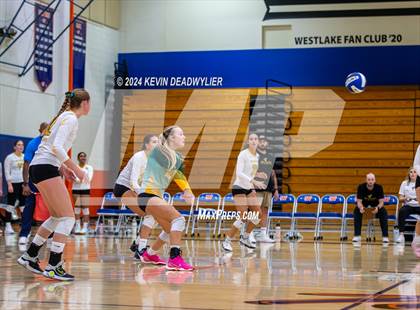 Thumbnail 3 in Moorpark @ Westlake photogallery.