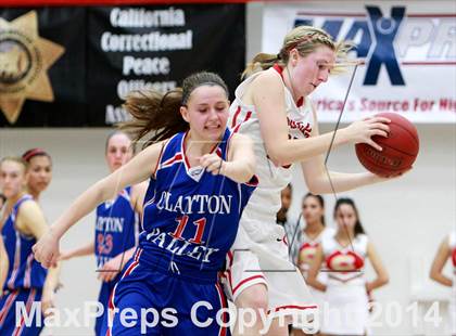 Thumbnail 2 in Carondelet vs. Clayton Valley Charter (CIF NCS D2 Final) photogallery.