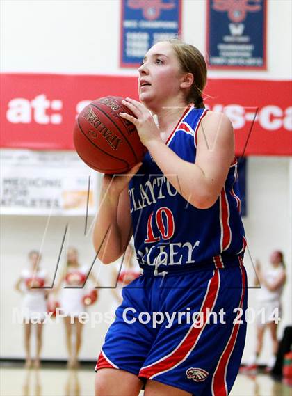 Thumbnail 3 in Carondelet vs. Clayton Valley Charter (CIF NCS D2 Final) photogallery.