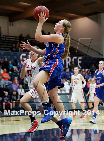 Thumbnail 2 in Carondelet vs. Clayton Valley Charter (CIF NCS D2 Final) photogallery.