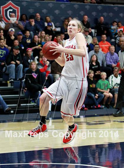 Thumbnail 1 in Carondelet vs. Clayton Valley Charter (CIF NCS D2 Final) photogallery.