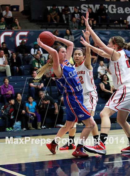 Thumbnail 2 in Carondelet vs. Clayton Valley Charter (CIF NCS D2 Final) photogallery.