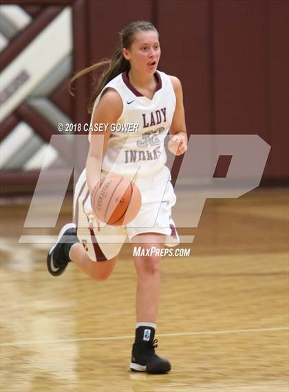 Thumbnail 3 in East Robertson vs Santa Fe (TSSAA 1A Quarterfinal) photogallery.