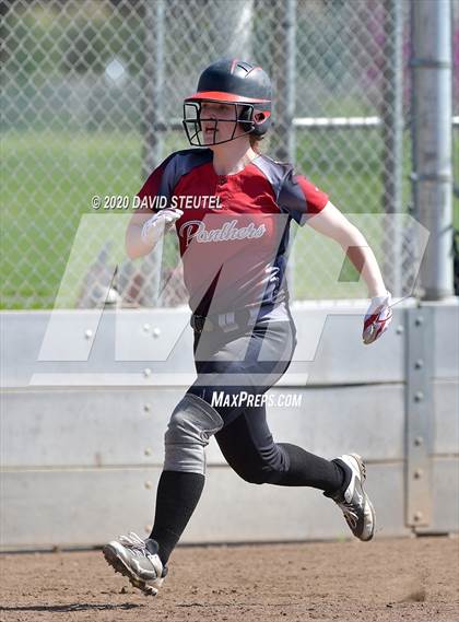 Thumbnail 2 in Chico vs. Foothill (Pleasant Valley Tournament) photogallery.