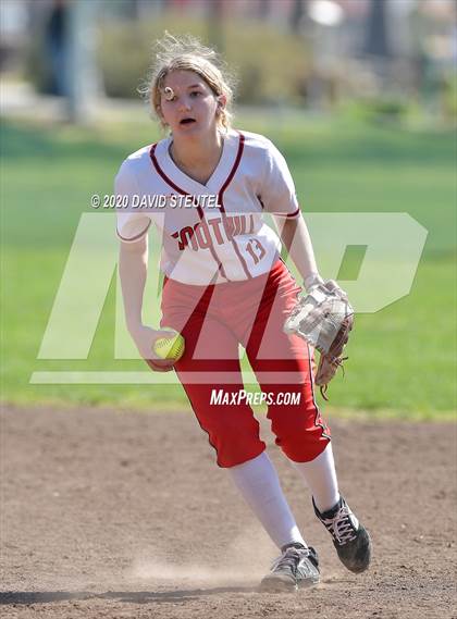 Thumbnail 2 in Chico vs. Foothill (Pleasant Valley Tournament) photogallery.