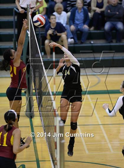 Thumbnail 3 in Schaumburg @ Fremd photogallery.