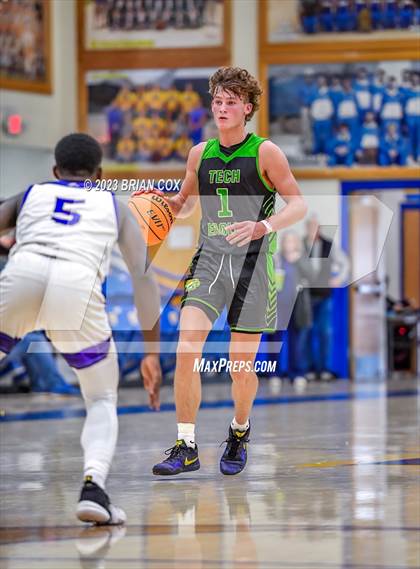 Thumbnail 2 in Junction City vs Greene County Tech (Ultimate Auto Tournament) photogallery.