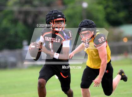 Thumbnail 1 in Umatilla (Orange/Black Preseason Scrimmage) photogallery.