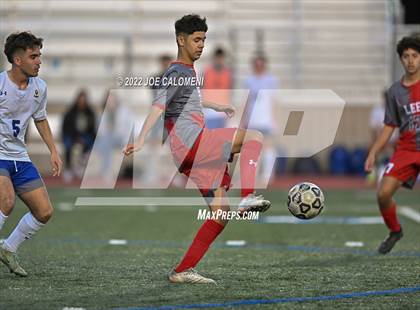 Thumbnail 1 in Lee vs MacArthur [Douglas] photogallery.