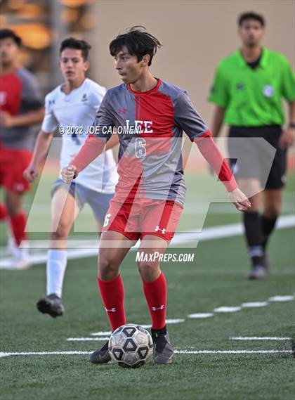 Thumbnail 1 in Lee vs MacArthur [Douglas] photogallery.
