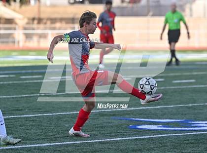 Thumbnail 3 in Lee vs MacArthur [Douglas] photogallery.