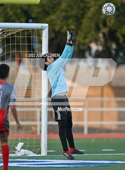 Thumbnail 1 in Lee vs MacArthur [Douglas] photogallery.