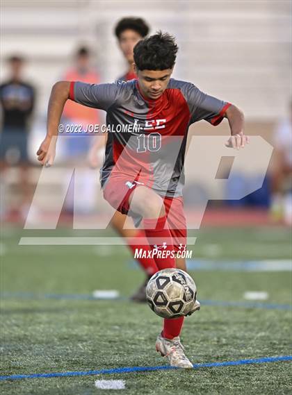 Thumbnail 3 in Lee vs MacArthur [Douglas] photogallery.