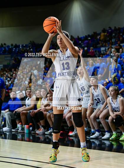 Thumbnail 3 in Lamar vs Bergman (AAA 3A State Final) photogallery.