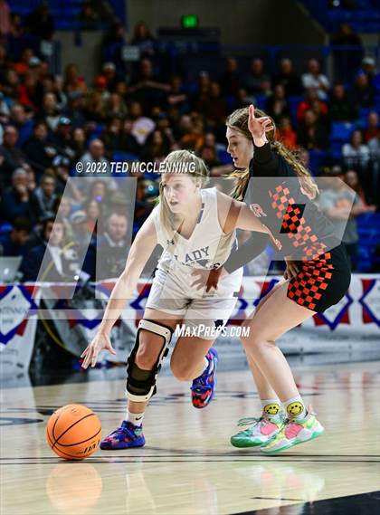 Thumbnail 3 in Lamar vs Bergman (AAA 3A State Final) photogallery.