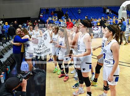 Thumbnail 2 in Lamar vs Bergman (AAA 3A State Final) photogallery.
