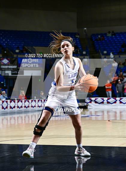 Thumbnail 1 in Lamar vs Bergman (AAA 3A State Final) photogallery.