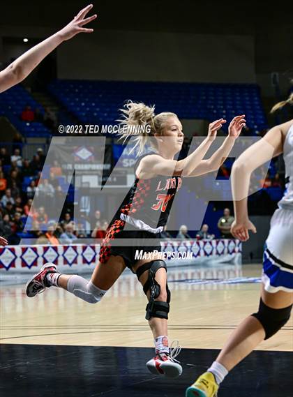 Thumbnail 2 in Lamar vs Bergman (AAA 3A State Final) photogallery.