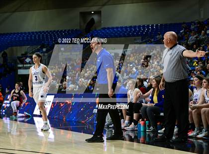 Thumbnail 1 in Lamar vs Bergman (AAA 3A State Final) photogallery.