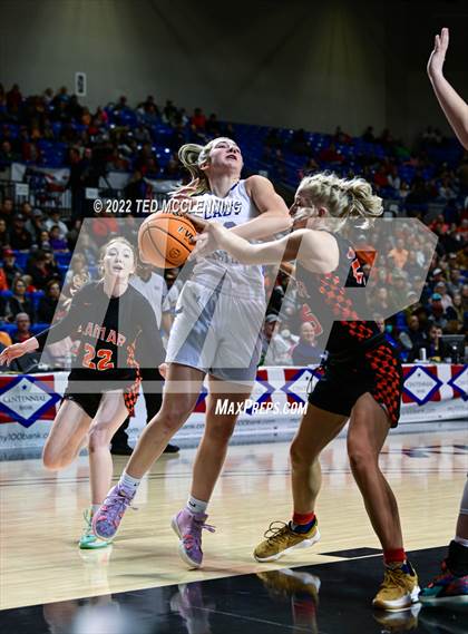 Thumbnail 1 in Lamar vs Bergman (AAA 3A State Final) photogallery.