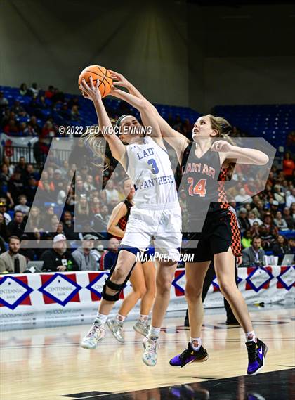 Thumbnail 1 in Lamar vs Bergman (AAA 3A State Final) photogallery.