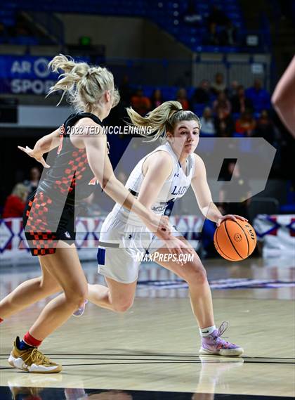 Thumbnail 1 in Lamar vs Bergman (AAA 3A State Final) photogallery.
