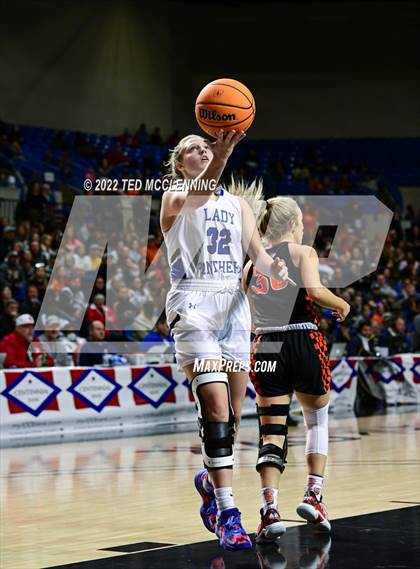 Thumbnail 1 in Lamar vs Bergman (AAA 3A State Final) photogallery.
