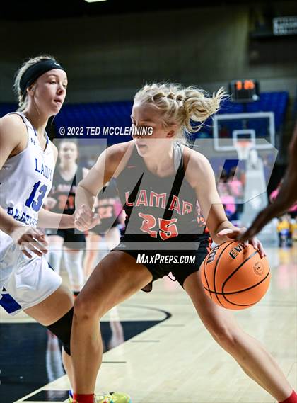 Thumbnail 3 in Lamar vs Bergman (AAA 3A State Final) photogallery.