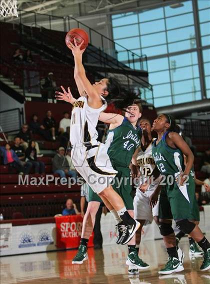 Thumbnail 1 in Terra Nova vs. Sacred Heart Cathedral (CCS D3 Final) photogallery.