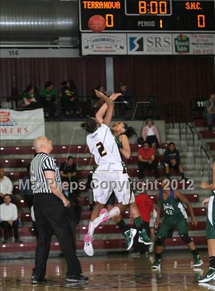 Thumbnail 2 in Terra Nova vs. Sacred Heart Cathedral (CCS D3 Final) photogallery.