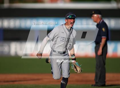 Thumbnail 2 in Central Columbia vs Hughesville (PIAA District IV Class AAA Final) photogallery.