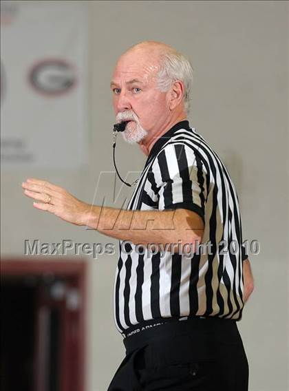 Thumbnail 3 in Valley Christian vs. Victory Christian (CIF SJS D5 Playoffs) photogallery.