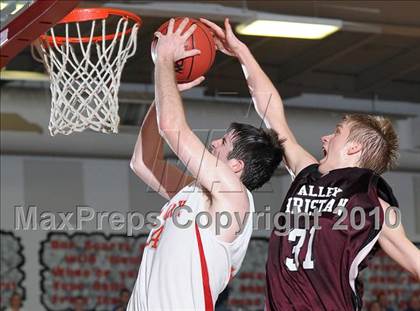Thumbnail 2 in Valley Christian vs. Victory Christian (CIF SJS D5 Playoffs) photogallery.