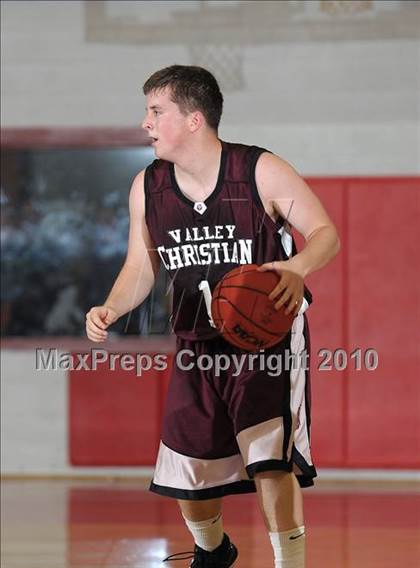 Thumbnail 3 in Valley Christian vs. Victory Christian (CIF SJS D5 Playoffs) photogallery.