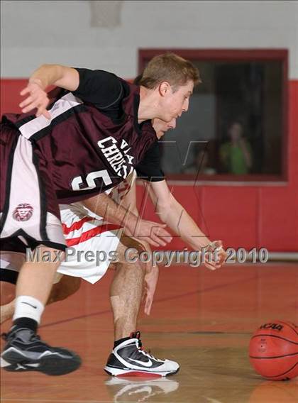 Thumbnail 2 in Valley Christian vs. Victory Christian (CIF SJS D5 Playoffs) photogallery.