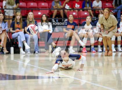 Thumbnail 3 in Wakeland @ Lovejoy photogallery.