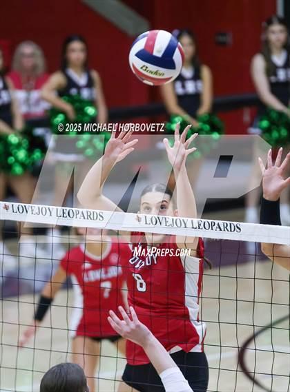 Thumbnail 1 in Wakeland @ Lovejoy photogallery.