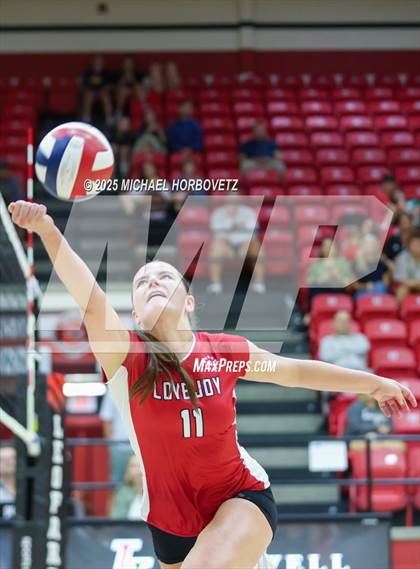 Thumbnail 1 in Wakeland @ Lovejoy photogallery.