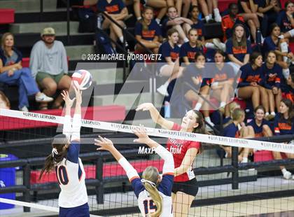 Thumbnail 2 in Wakeland @ Lovejoy photogallery.