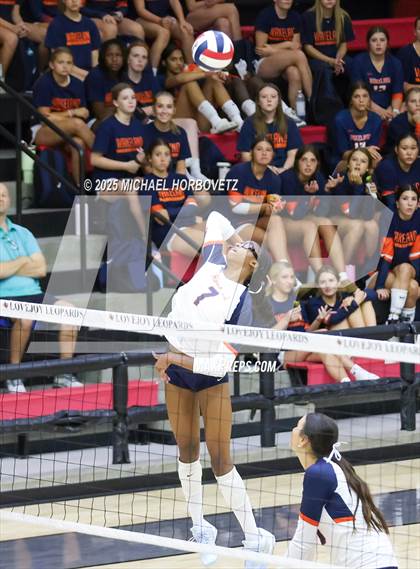 Thumbnail 1 in Wakeland @ Lovejoy photogallery.