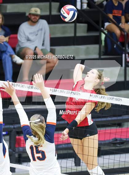 Thumbnail 1 in Wakeland @ Lovejoy photogallery.