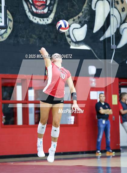 Thumbnail 2 in Wakeland @ Lovejoy photogallery.